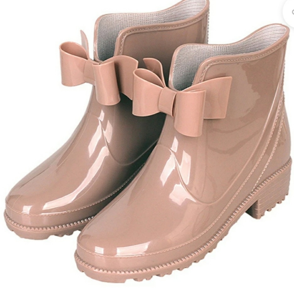 Blush/Beige Bowtie Rain Boots